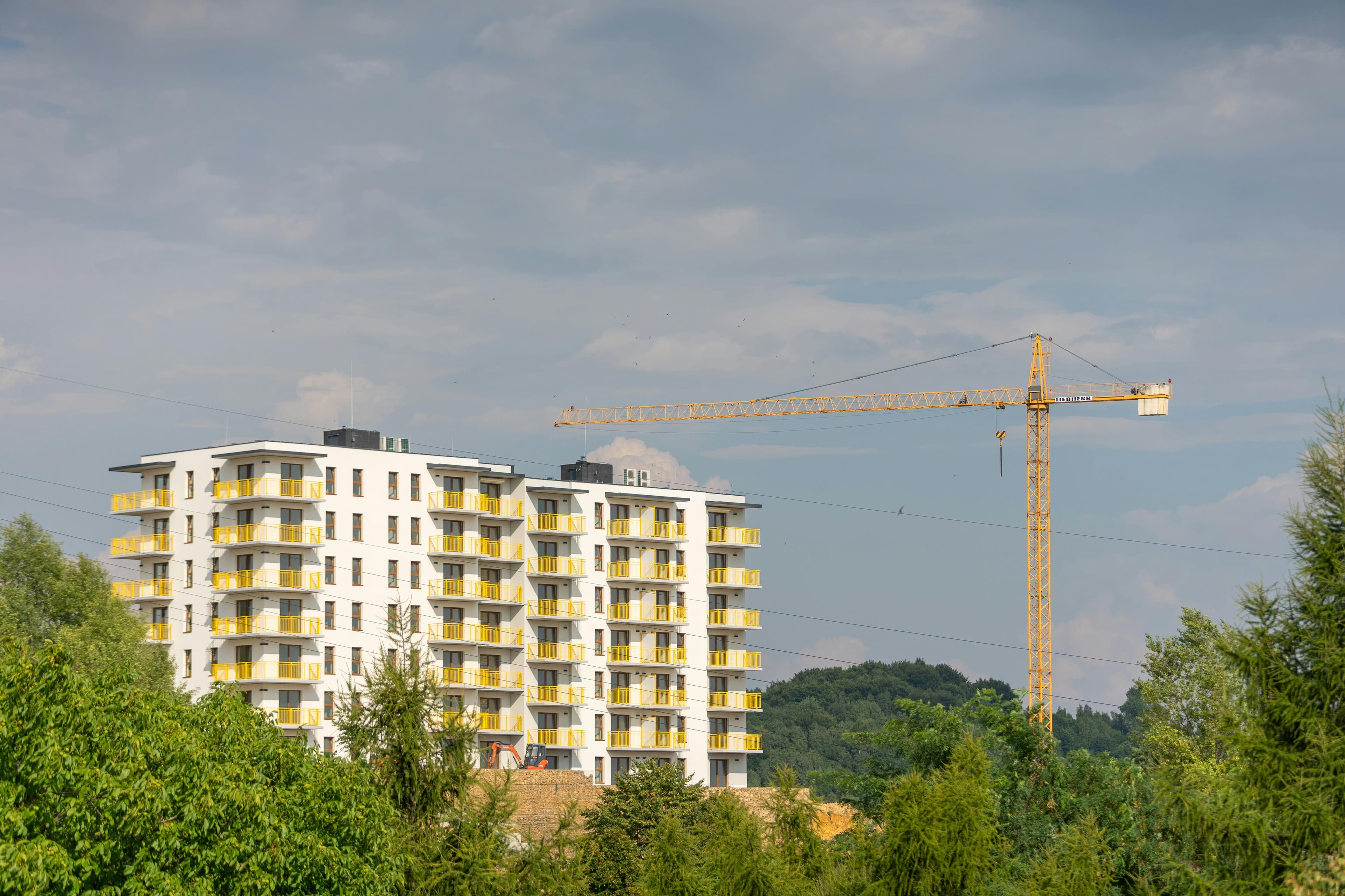 construction site and building foundation illustrating gaj into sq feet land area conversion